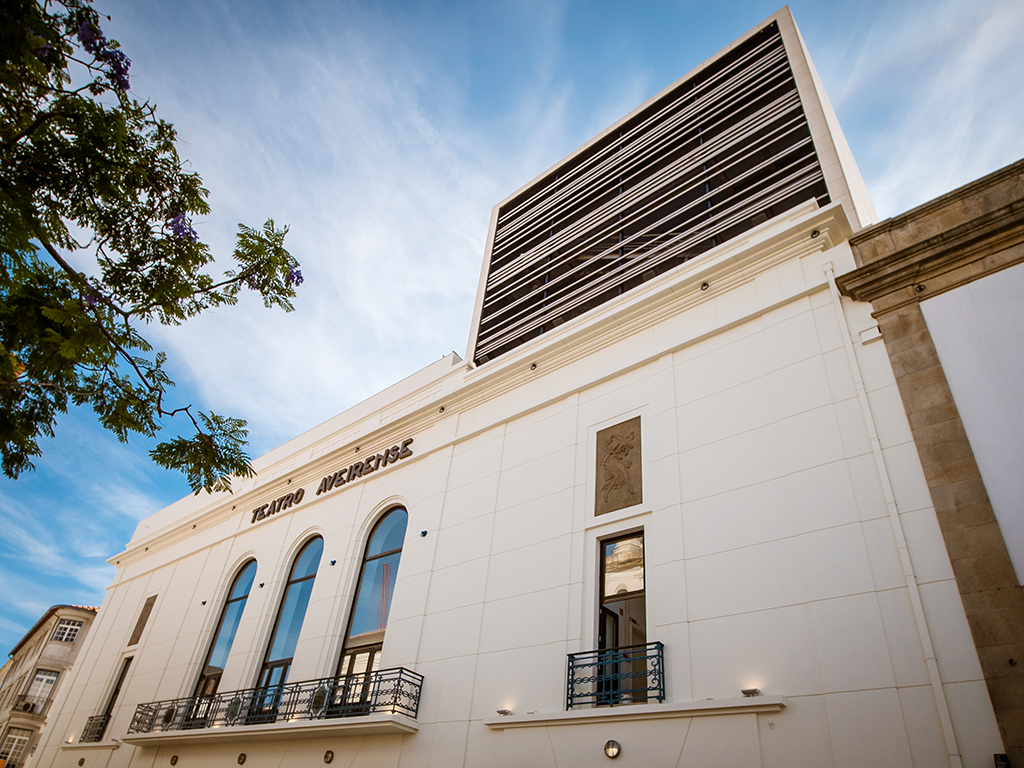 Teatro Aveirense reabre portas